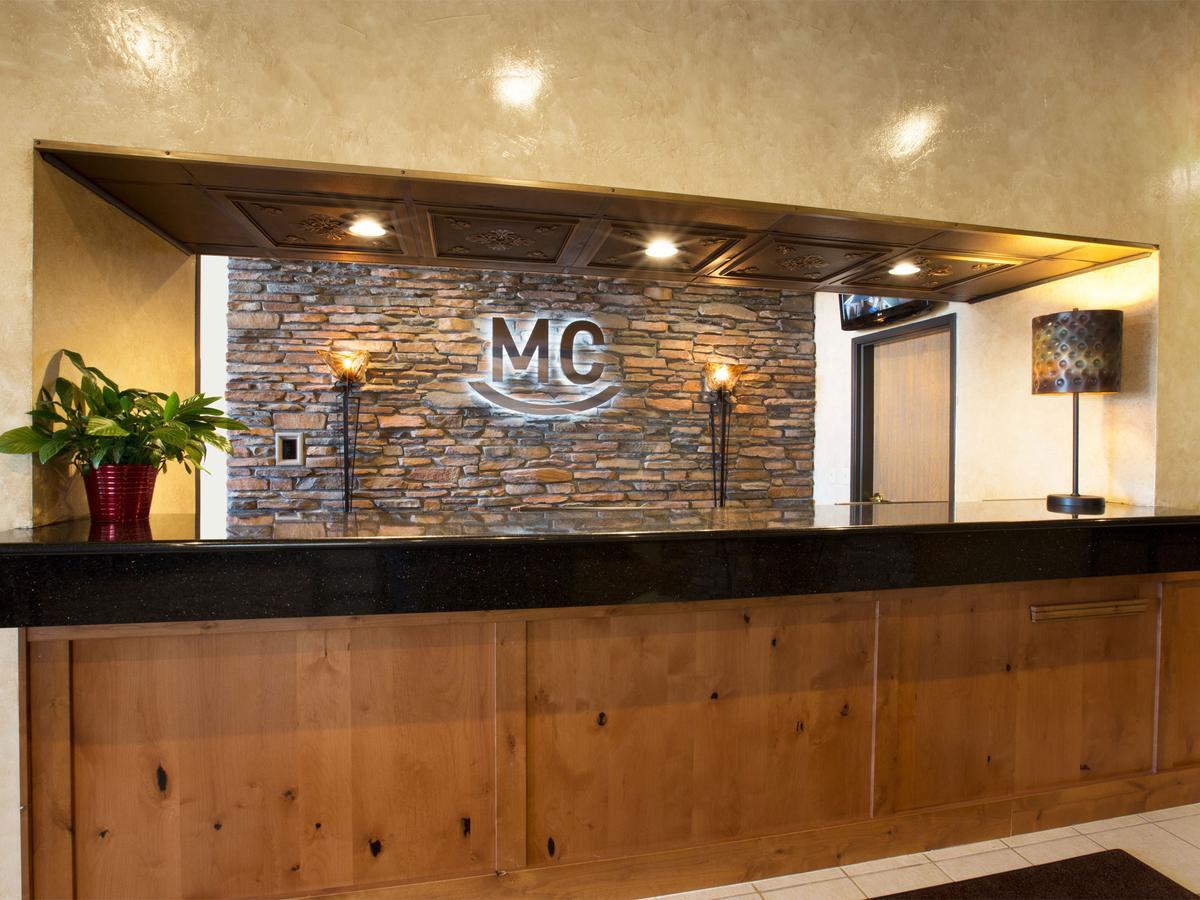 Miles City Hotel & Suites Dış mekan fotoğraf