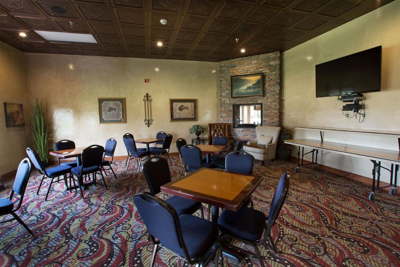 Miles City Hotel & Suites Dış mekan fotoğraf