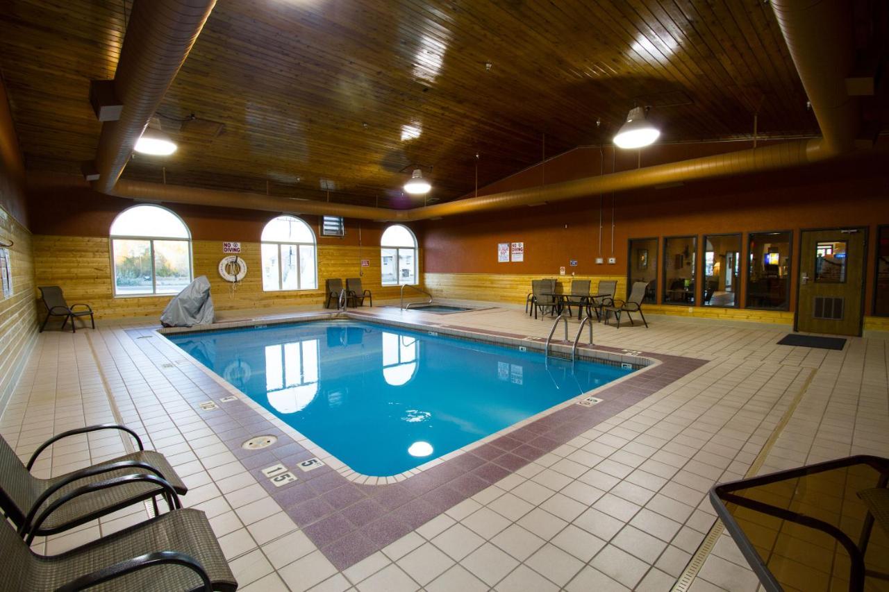 Miles City Hotel & Suites Dış mekan fotoğraf