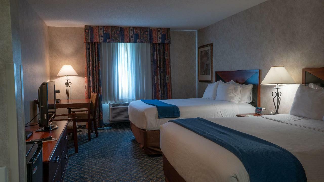 Miles City Hotel & Suites Dış mekan fotoğraf